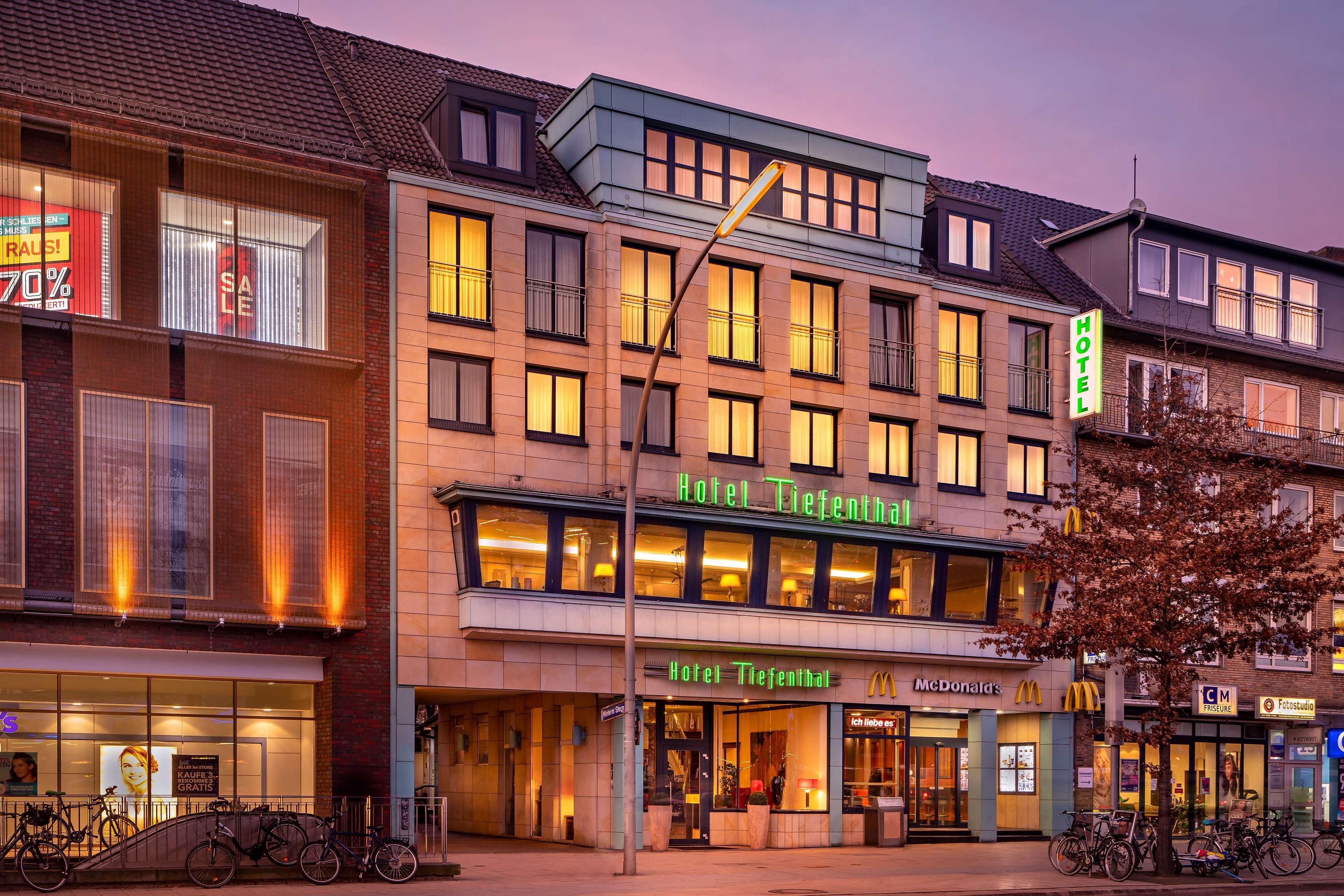 Select Hotel Tiefenthal Хамбург Екстериор снимка